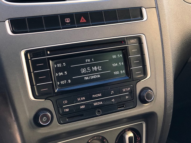 FOX 1.0 ITREND 8V FLEX 4P MANUAL - 2014 - CAXIAS DO SUL