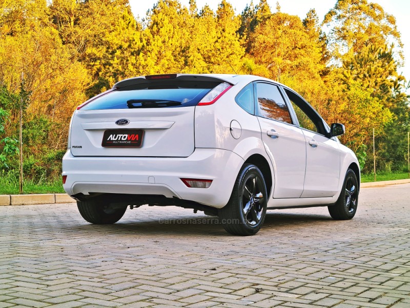 FOCUS 1.6 GLX 16V FLEX 4P MANUAL