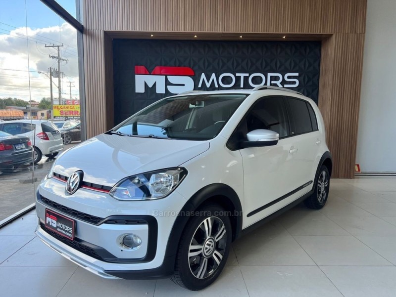 UP 1.0 TSI CROSS 12V FLEX 4P MANUAL - 2018 - PORTãO
