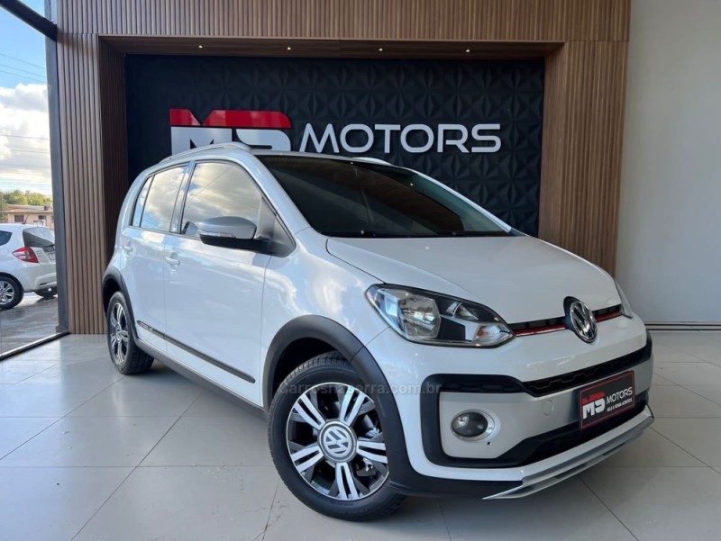 UP 1.0 TSI CROSS 12V FLEX 4P MANUAL - 2018 - PORTãO