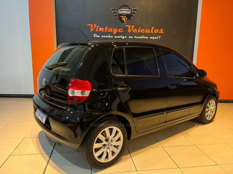 FOX 1.0 MI 8V FLEX 4P MANUAL - 2010 - CAXIAS DO SUL