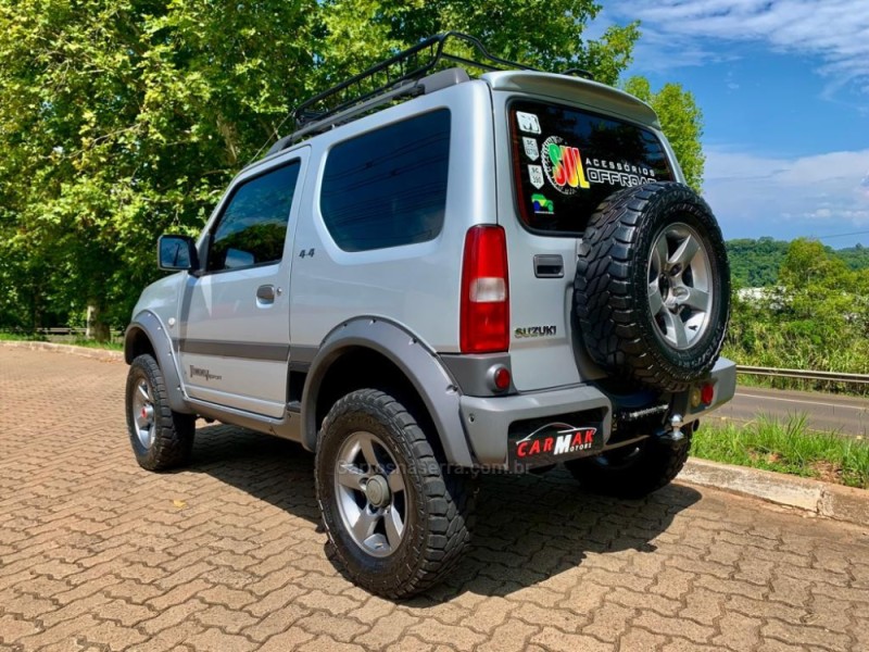 JIMNY 1.3 4SPORT 4X4 16V GASOLINA 2P MANUAL - 2015 - DOIS IRMãOS