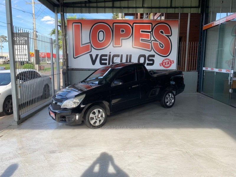 MONTANA 1.4 MPFI LS CS 8V FLEX 2P MANUAL - 2011 - PORTãO