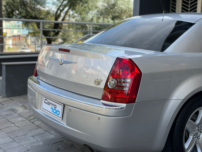 300 C 3.5 SEDAN V6 24V GASOLINA 4P AUTOMÁTICO - 2008 - CAXIAS DO SUL