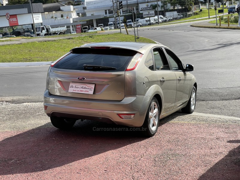 FOCUS 2.0 GLX 16V GASOLINA 4P MANUAL - 2009 - FARROUPILHA