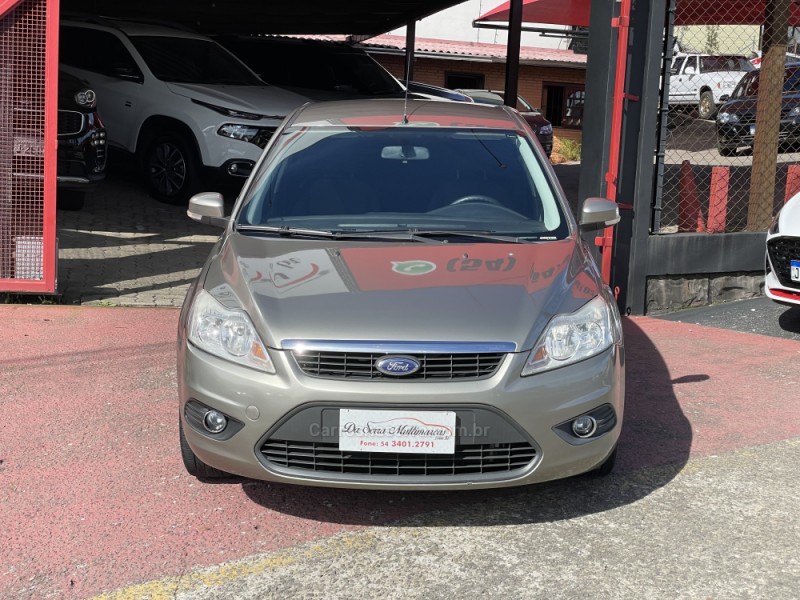 FOCUS 2.0 GLX 16V GASOLINA 4P MANUAL - 2009 - FARROUPILHA