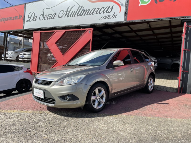 FOCUS 2.0 GLX 16V GASOLINA 4P MANUAL