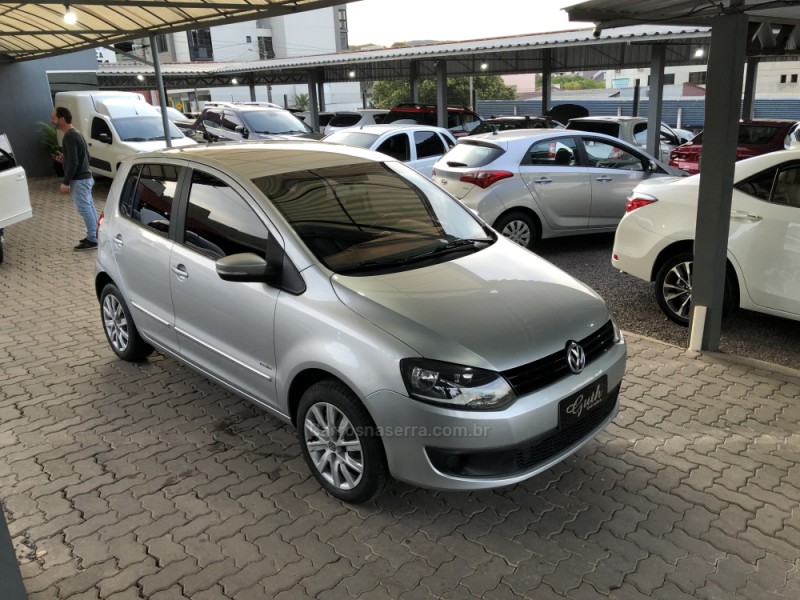 FOX 1.0 MI TREND 8V FLEX 4P MANUAL - 2010 - BOM PRINCíPIO