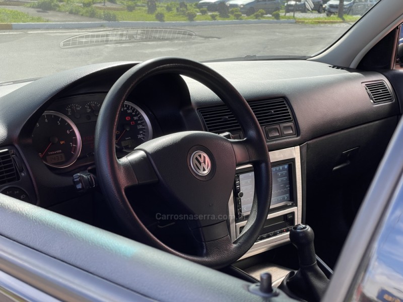 GOLF 1.6 MI SPORTLINE 8V FLEX 4P MANUAL - 2010 - FARROUPILHA