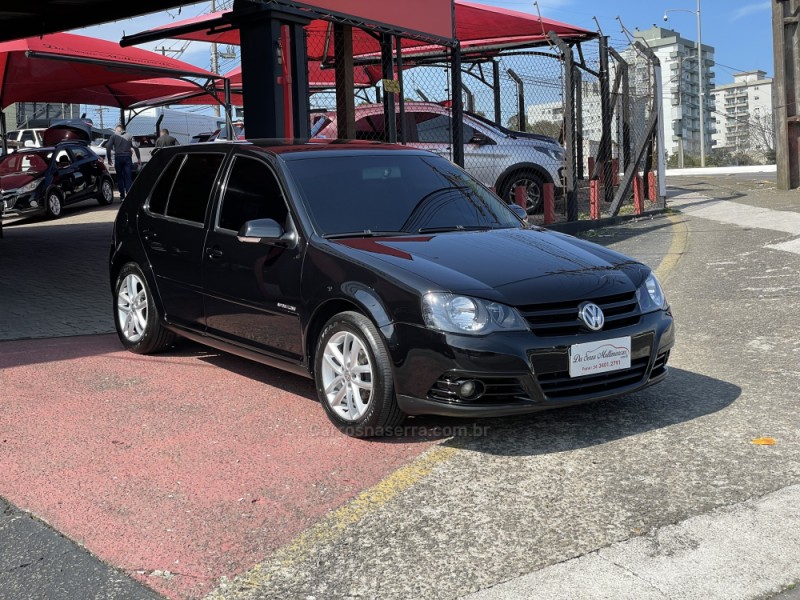 GOLF 1.6 MI SPORTLINE 8V FLEX 4P MANUAL - 2010 - FARROUPILHA