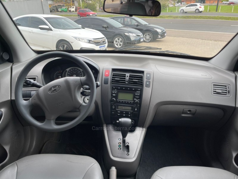 TUCSON 2.0 MPFI GLS 16V 143CV 2WD GASOLINA 4P AUTOMÁTICO - 2012 - PAROBé