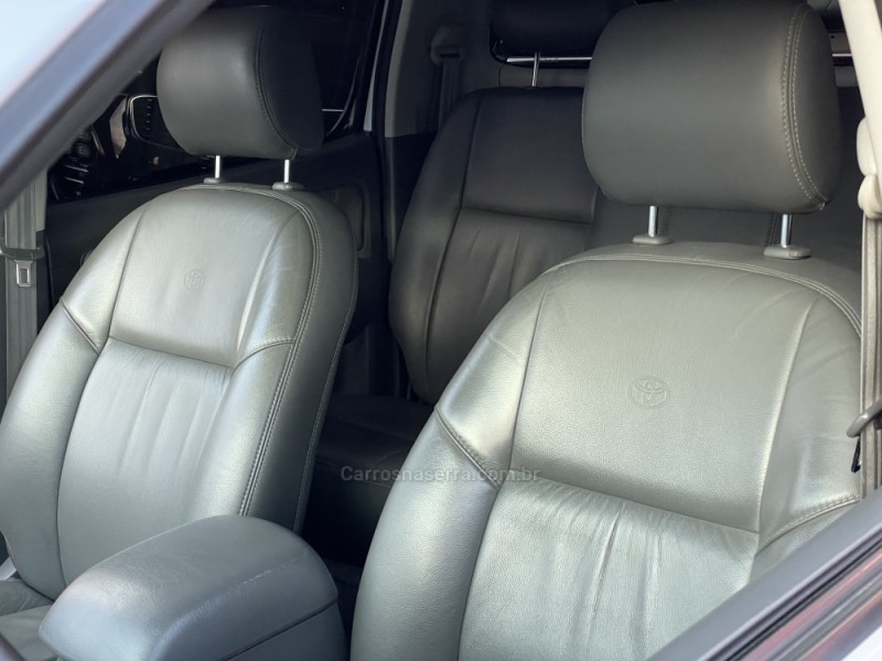 HILUX 2.7 SR 4X2 CD 16V FLEX 4P AUTOMÁTICO - 2013 - FARROUPILHA