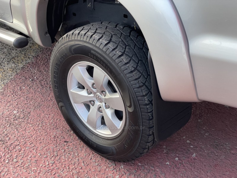 HILUX 2.7 SR 4X2 CD 16V FLEX 4P AUTOMÁTICO - 2013 - FARROUPILHA
