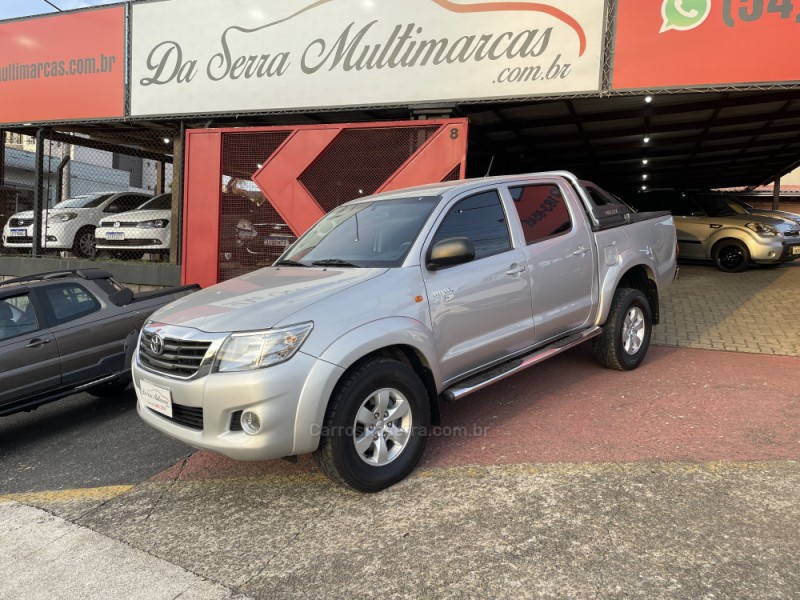 hilux 2.7 sr 4x2 cd 16v flex 4p automatico 2013 farroupilha