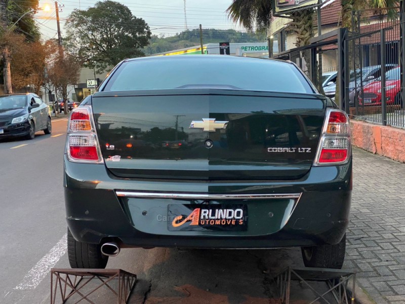 COBALT 1.8 MPFI LTZ 8V FLEX 4P MANUAL - 2013 - PAROBé