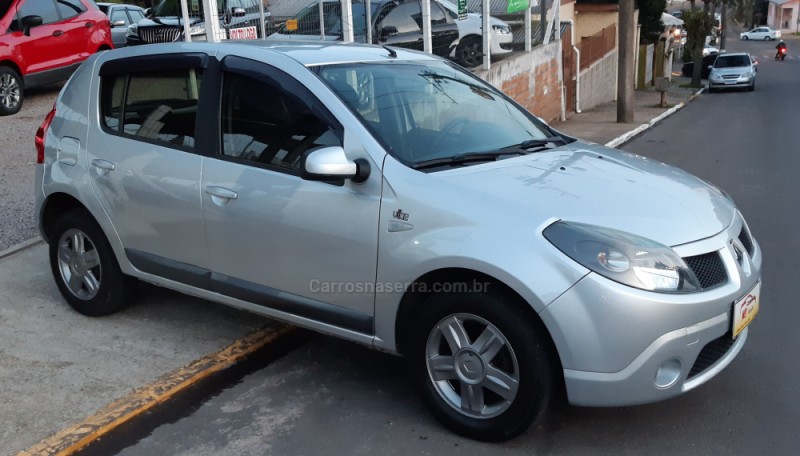 sandero 1.6 expression 8v flex 4p manual 2010 farroupilha