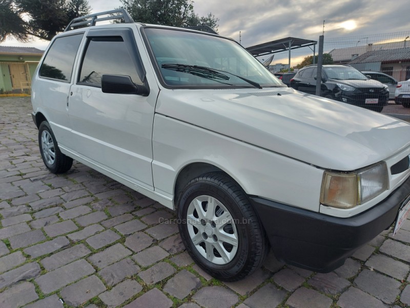 UNO 1.0 MPI MILLE SMART 8V GASOLINA 2P MANUAL - 2001 - CAXIAS DO SUL
