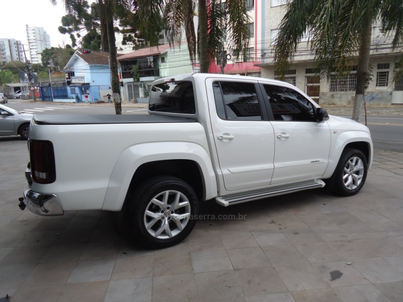 AMAROK 3.0 V6 TDI HIGHLINE CD DIESEL 4MOTION AUTOMÁTICO - 2020 - CAXIAS DO SUL