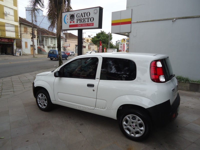 UNO 1.0 EVO VIVACE 8V FLEX 2P MANUAL - 2012 - CAXIAS DO SUL