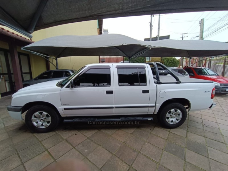 S10 2.8 COLINA 4X4 CD 12V TURBO INTERCOOLER DIESEL 4P MANUAL - 2005 - FARROUPILHA