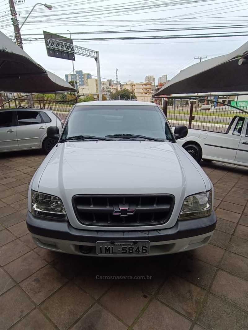s10 2.8 colina 4x4 cd 12v turbo intercooler diesel 4p manual 2005 farroupilha