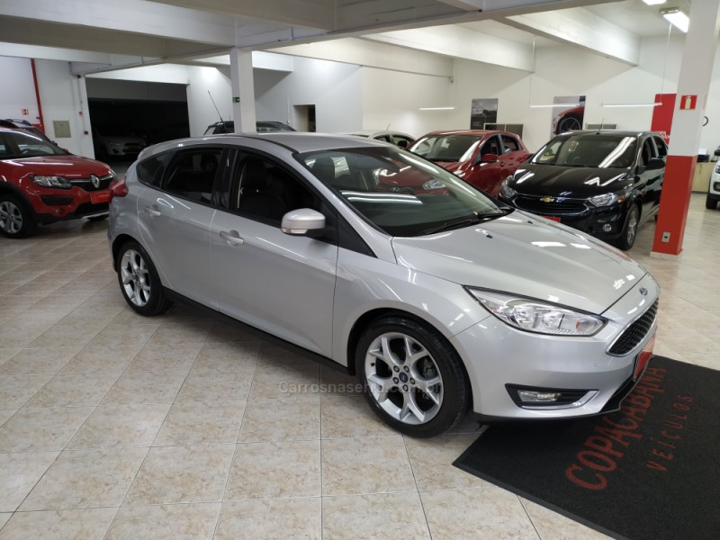 FOCUS 2.0 SE PLUS 16V FLEX 4P AUTOMÁTICO - 2016 - CAXIAS DO SUL