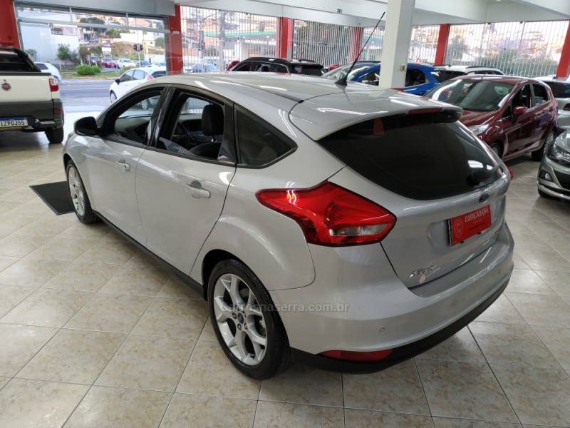 FOCUS 2.0 SE PLUS 16V FLEX 4P AUTOMÁTICO - 2016 - CAXIAS DO SUL