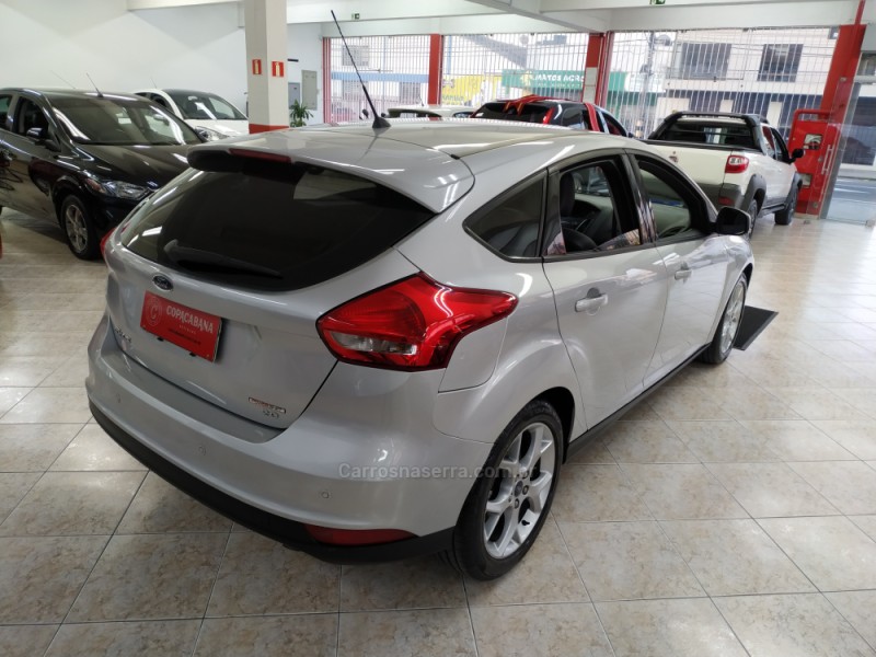 FOCUS 2.0 SE PLUS 16V FLEX 4P AUTOMÁTICO - 2016 - CAXIAS DO SUL