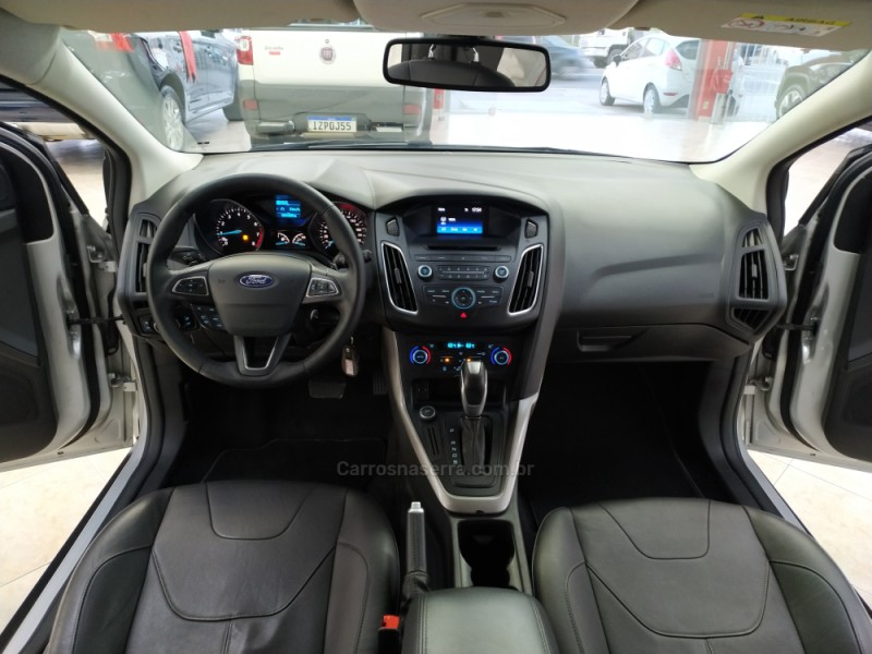 FOCUS 2.0 SE PLUS 16V FLEX 4P AUTOMÁTICO - 2016 - CAXIAS DO SUL