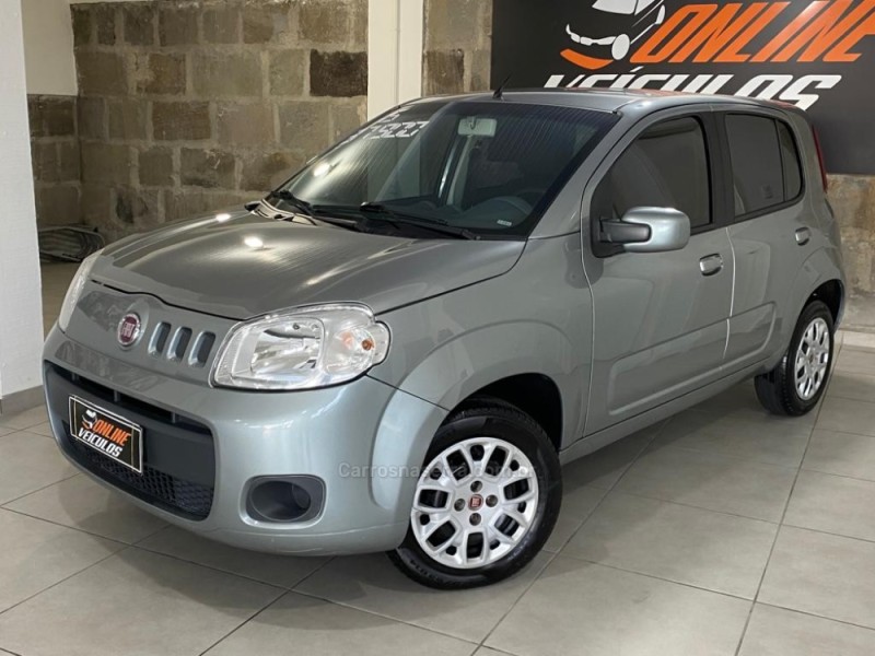 UNO 1.0 EVO VIVACE 8V FLEX 4P MANUAL