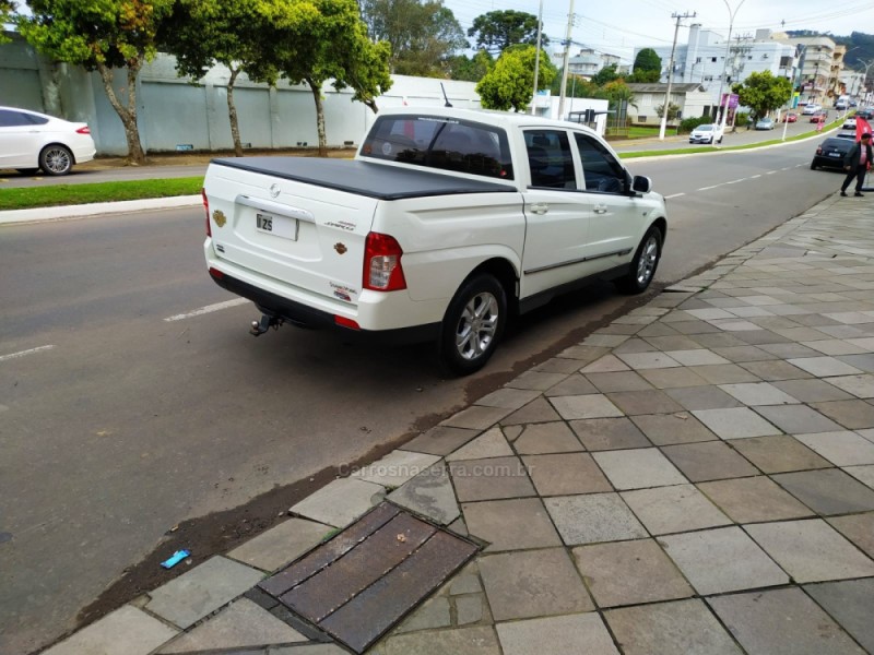 ACTYON SPORTS 2.0 GLX 4X4 CD 16V TURBO INTERCOOLER DIESEL 4P AUTOMÁTICO - 2013 - GUAPORé