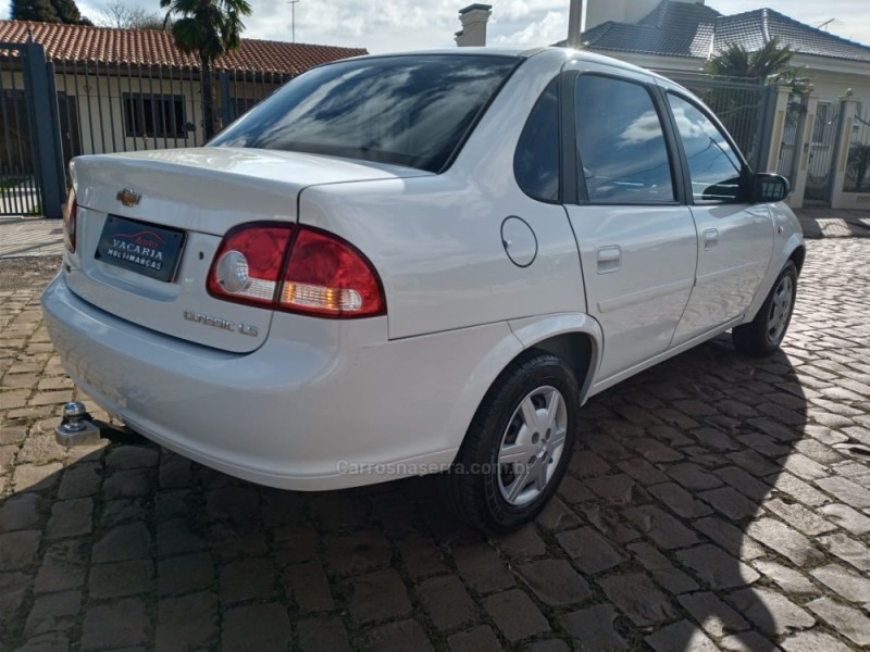 CLASSIC 1.0 MPFI LS 8V FLEX 4P MANUAL - 2013 - VACARIA