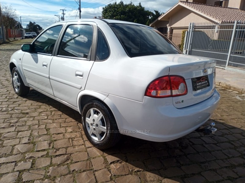 CLASSIC 1.0 MPFI LS 8V FLEX 4P MANUAL - 2013 - VACARIA