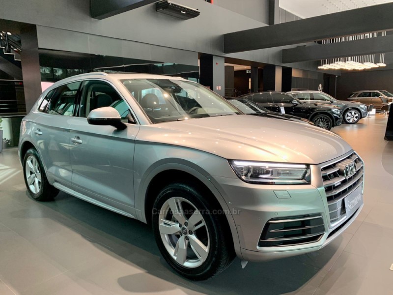 Q5 2.0 TFSI AMBIENTE 16V GASOLINA 4P AUTOMÁTICO - 2018 - CAXIAS DO SUL