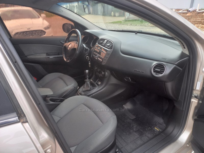 BRAVO 1.8 ABSOLUTE 16V FLEX 4P MANUAL - 2012 - FARROUPILHA