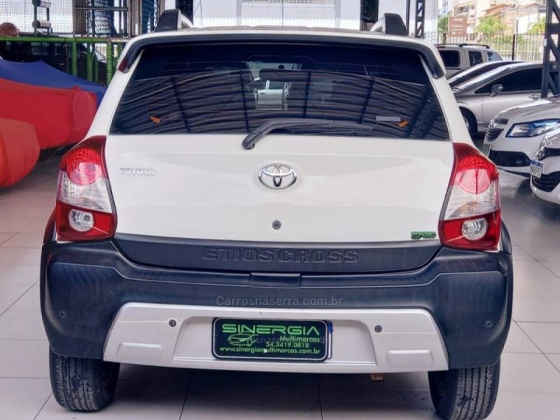 ETIOS CROSS 1.5 16V FLEX 4P MANUAL - 2014 - CAXIAS DO SUL