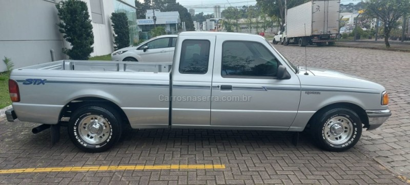 RANGER 4.0 STX 4X2 CE V6 12V GASOLINA 2P MANUAL - 1997 - CAXIAS DO SUL