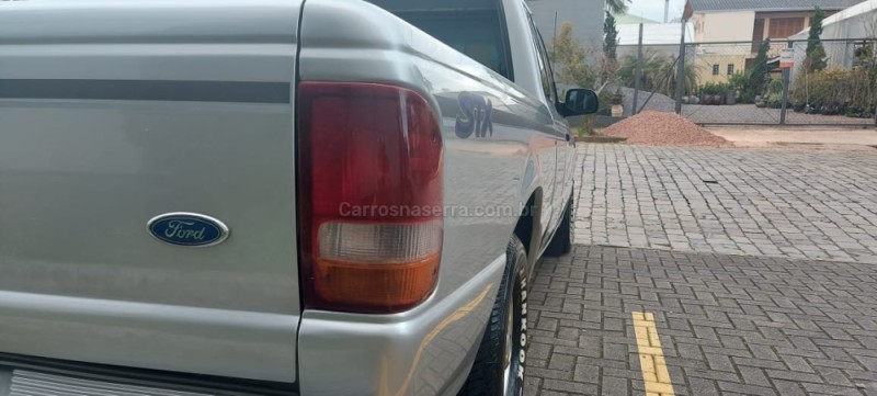RANGER 4.0 STX 4X2 CE V6 12V GASOLINA 2P MANUAL - 1997 - CAXIAS DO SUL