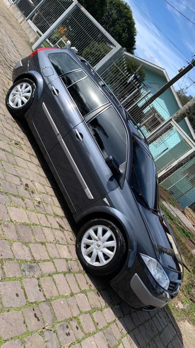 MÉGANE 2.0 DYNAMIQUE GRAND TOUR 16V GASOLINA 4P MANUAL - 2009 - CAXIAS DO SUL