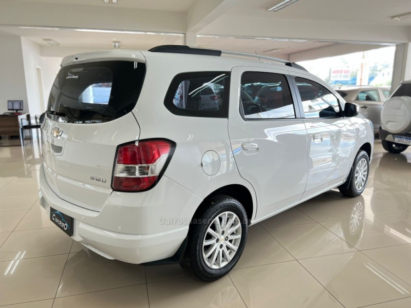 SPIN 1.8 LT 8V FLEX 4P MANUAL - 2016 - TAQUARA