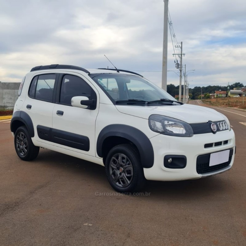 UNO 1.0 EVO WAY 8V FLEX 4P MANUAL - 2015 - LAGOA VERMELHA
