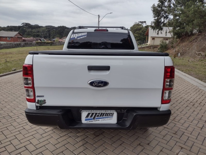 RANGER 2.5 XLS 4X2 CD 16V FLEX 4P MANUAL - 2013 - CANELA