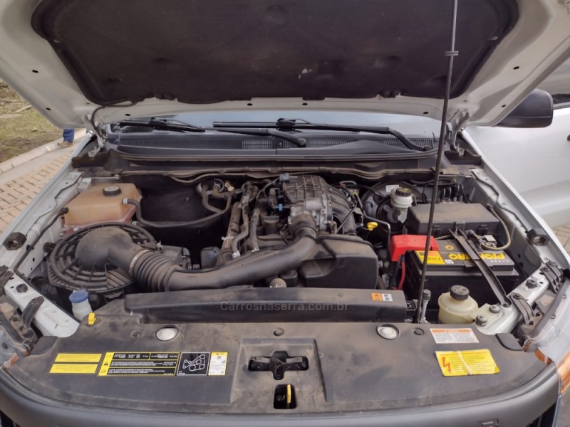 RANGER 2.5 XLS 4X2 CD 16V FLEX 4P MANUAL - 2013 - CANELA