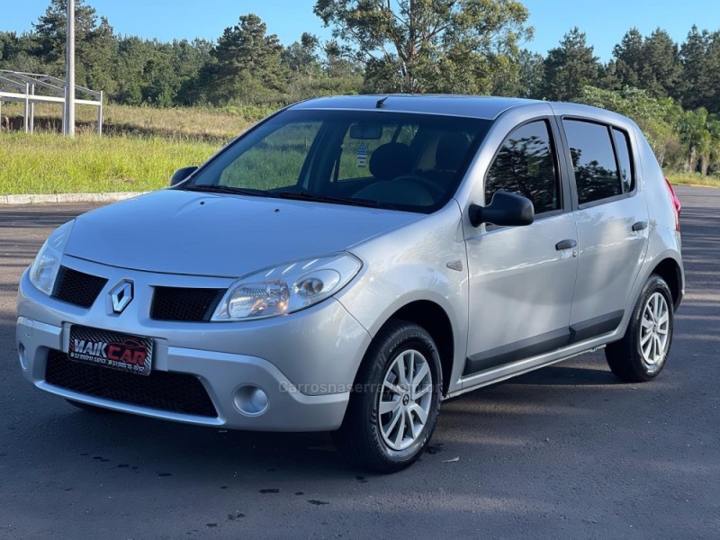 SANDERO 1.0 AUTHENTIQUE PLUS 16V FLEX 4P MANUAL - 2010 - SãO SEBASTIãO DO CAí