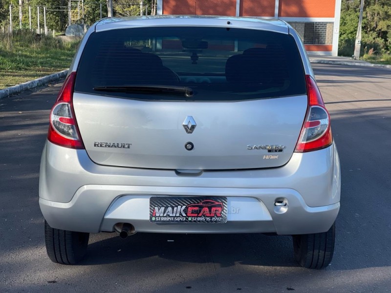 SANDERO 1.0 AUTHENTIQUE PLUS 16V FLEX 4P MANUAL - 2010 - SãO SEBASTIãO DO CAí
