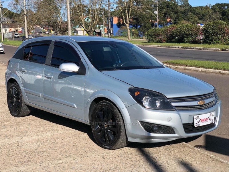 VECTRA 2.0 MPFI GT HATCH 8V FLEX 4P MANUAL
