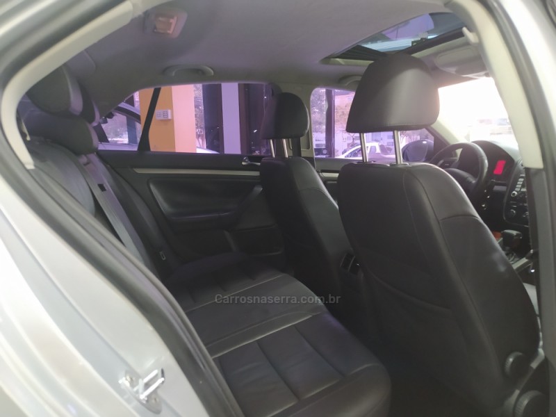 JETTA 2.5 I 20V 170CV GASOLINA 4P TIPTRONIC - 2009 - CAXIAS DO SUL