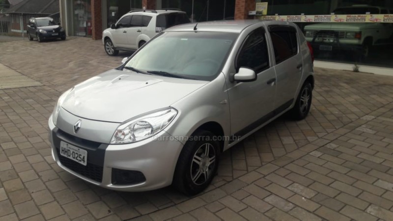SANDERO 1.6 EXPRESSION 8V FLEX 4P MANUAL - 2012 - NOVA PETRóPOLIS