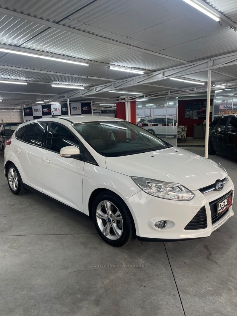 FOCUS 1.6 S 16V FLEX 4P MANUAL