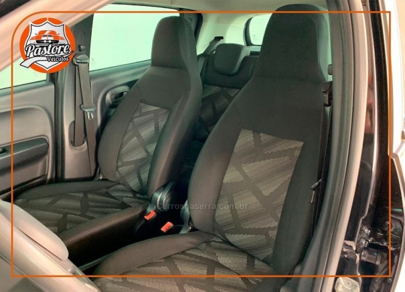 MOBI 1.0 8V EVO FLEX LIKE. MANUAL - 2017 - VACARIA